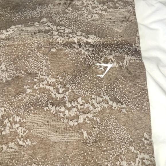 Gymshark Adapt Camo Leggings - Picture 4 of 5